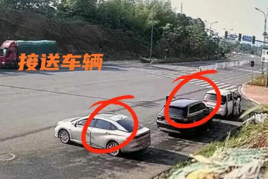 曝内幕幕后黑手出现手段不简单开元棋牌长沙事件升级！妈妈(图2)