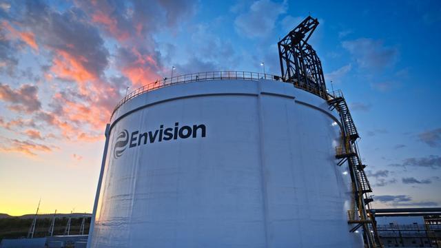 车 世界能源版图迎来新棋开元棋牌全球首罐绿氨发